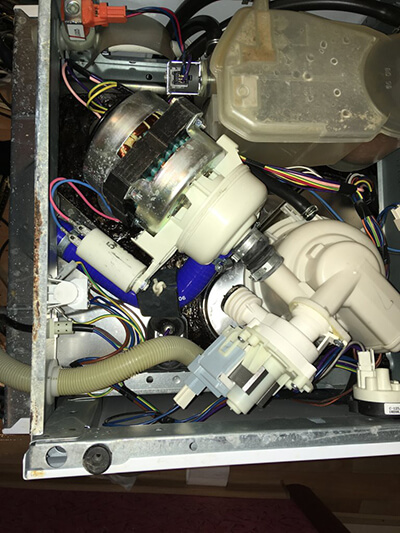 Ремонт посудомоечной машины Аристон на дому в Москве